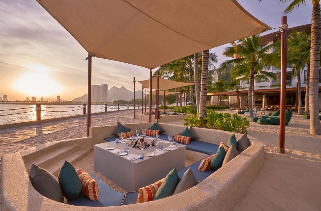 Phong cảnh thiên nhiên gần resort