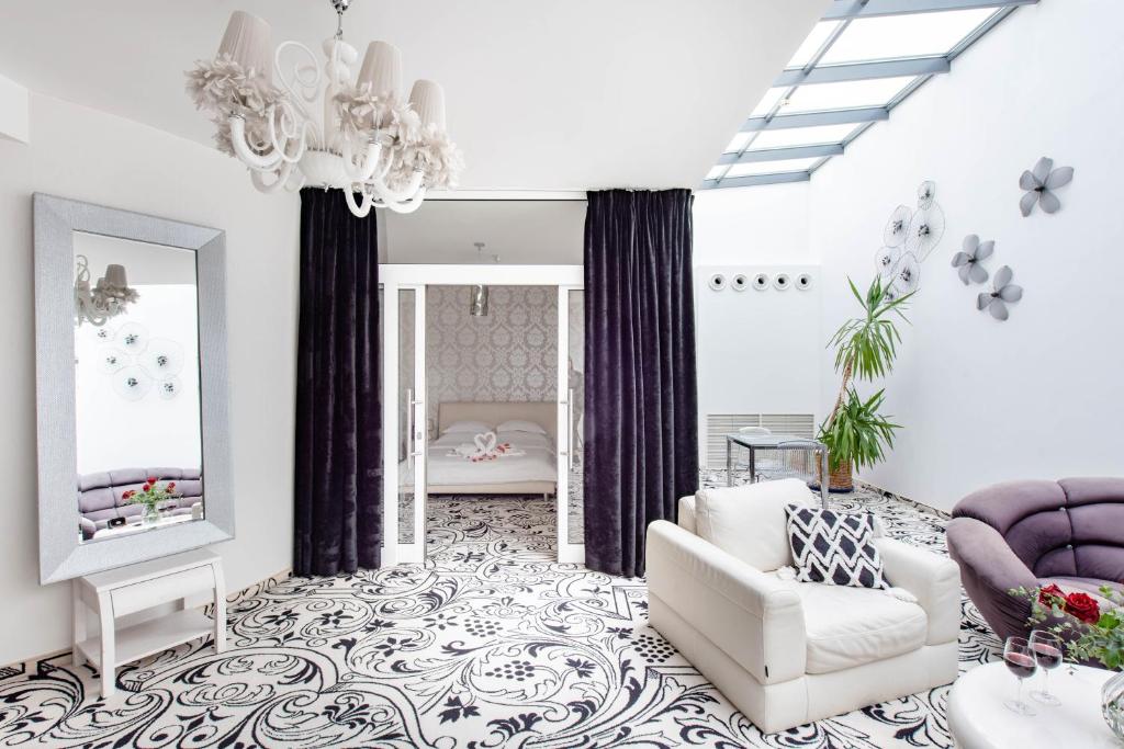 Posedenie v ubytovaní Hotel Lenart