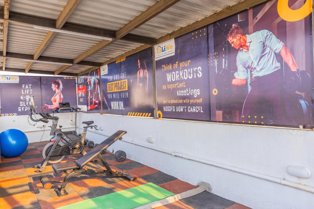 Fitness centrum a/nebo fitness zařízení v ubytování Coliwo Deux - Chandan Nagar
