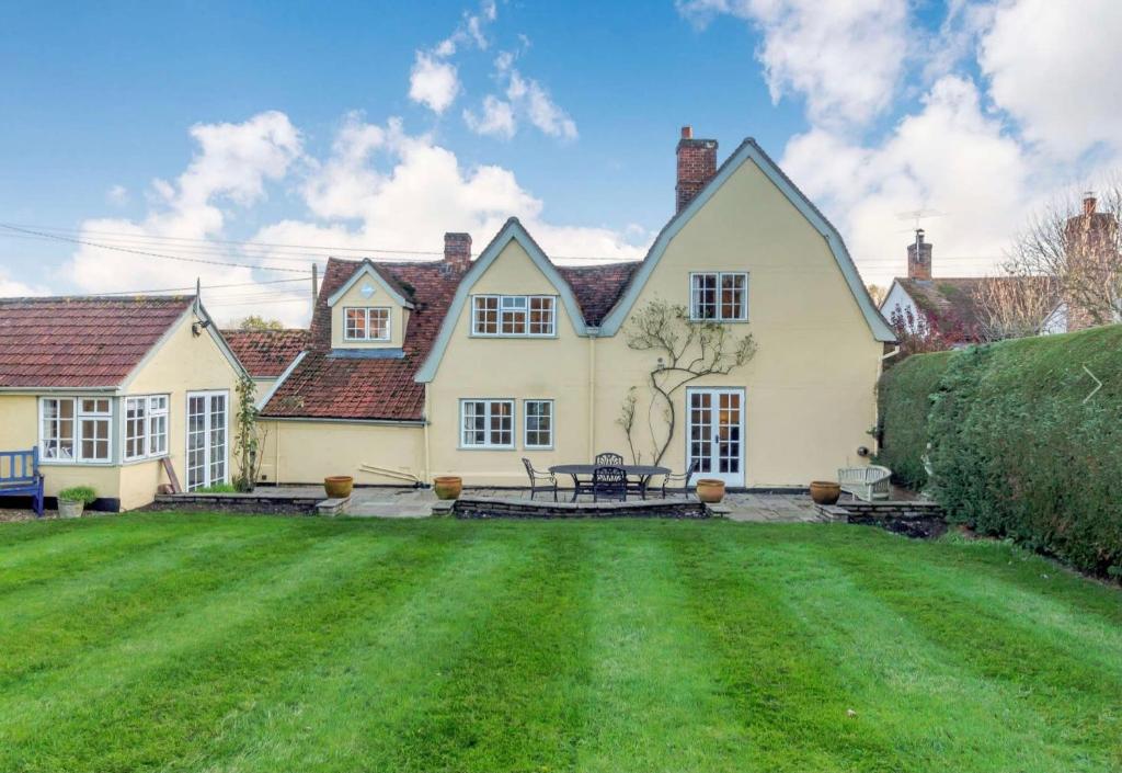 The Old Hare and Hounds Bury St Edmunds, Bury Saint Edmunds Updated 2023 Prices