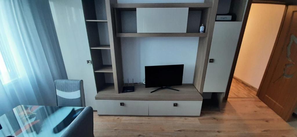 Et tv og/eller underholdning på Apartament Claudia