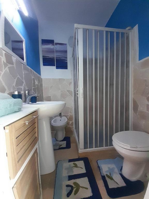 A bathroom at Musa Balbisiana Casa Citrus
