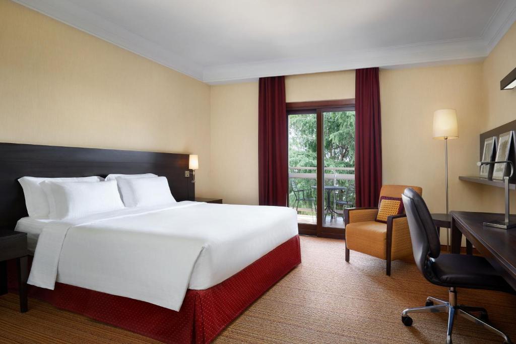 Courtyard by Marriott Rome Central Park - Resim 20