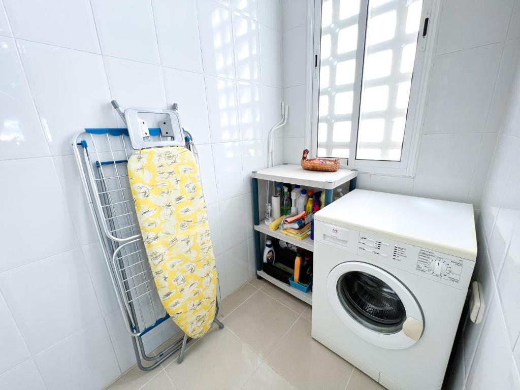 Fotografie z fotogalerie ubytování Apartamento acogedor de 2 dormitorios a solo 150 m de la playa Sabinillas, Manilva v destinaci San Luis de Sabinillas