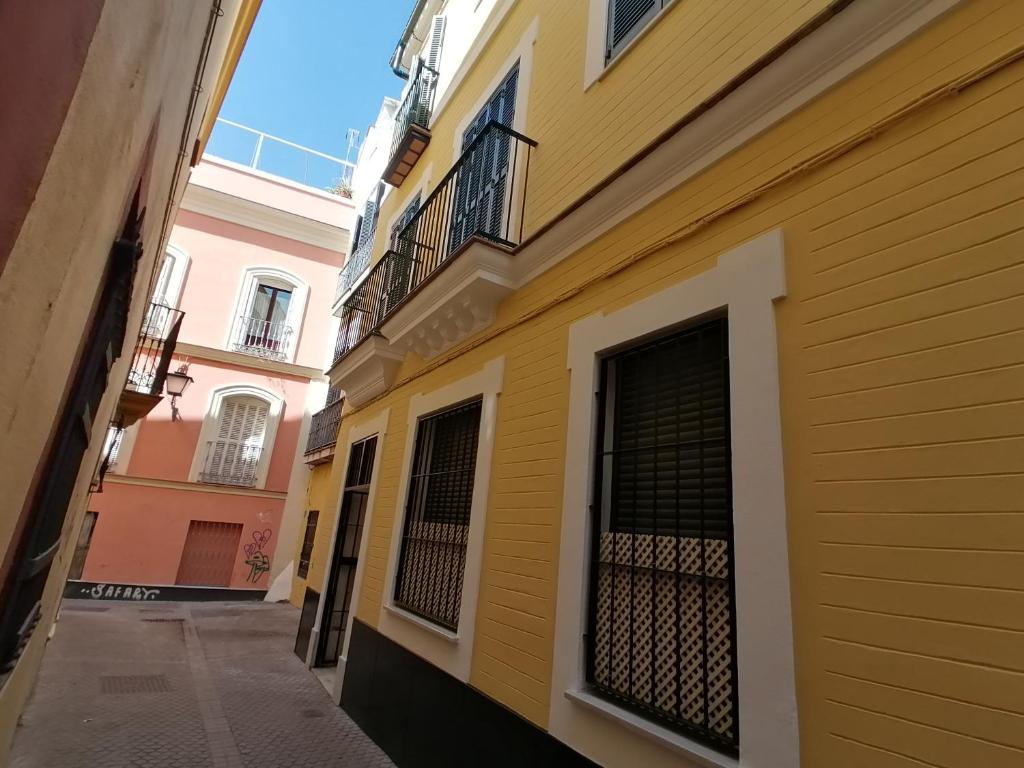 Budynek, w którym mieści się apartament