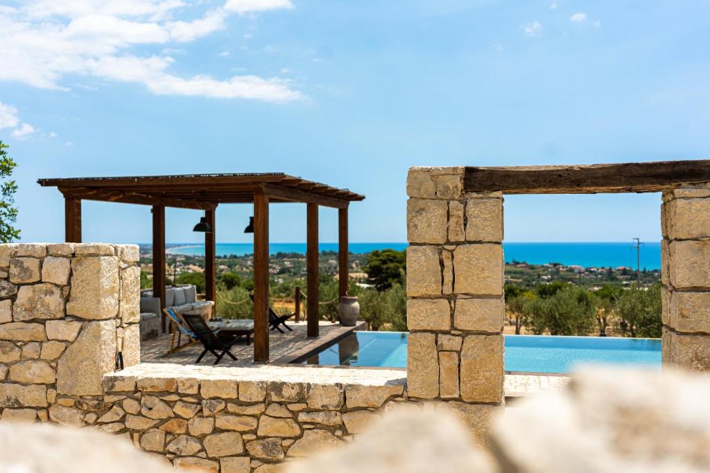 vistas desde el patio de una villa en Villa Barone Alfieri - Pozzallo RG, en Pozzallo