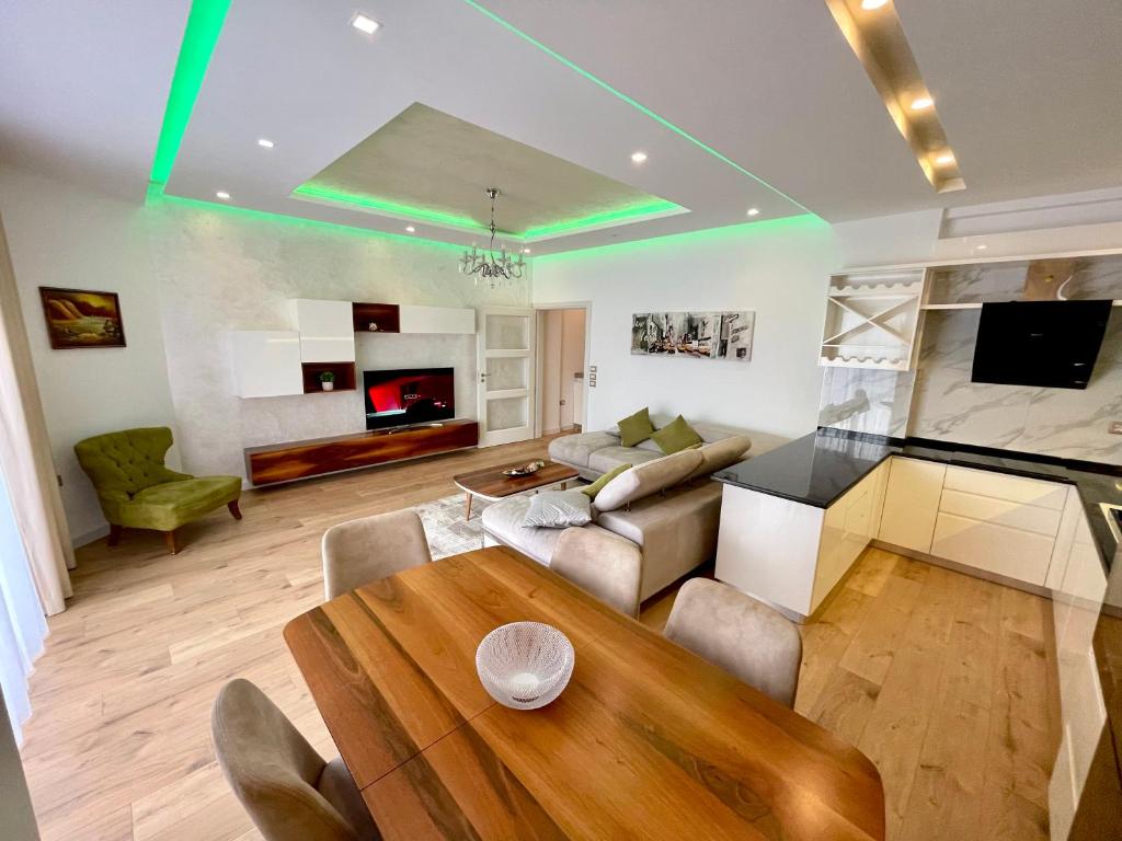 Queen’s Luxury Apartments Lake - Imazhi 5