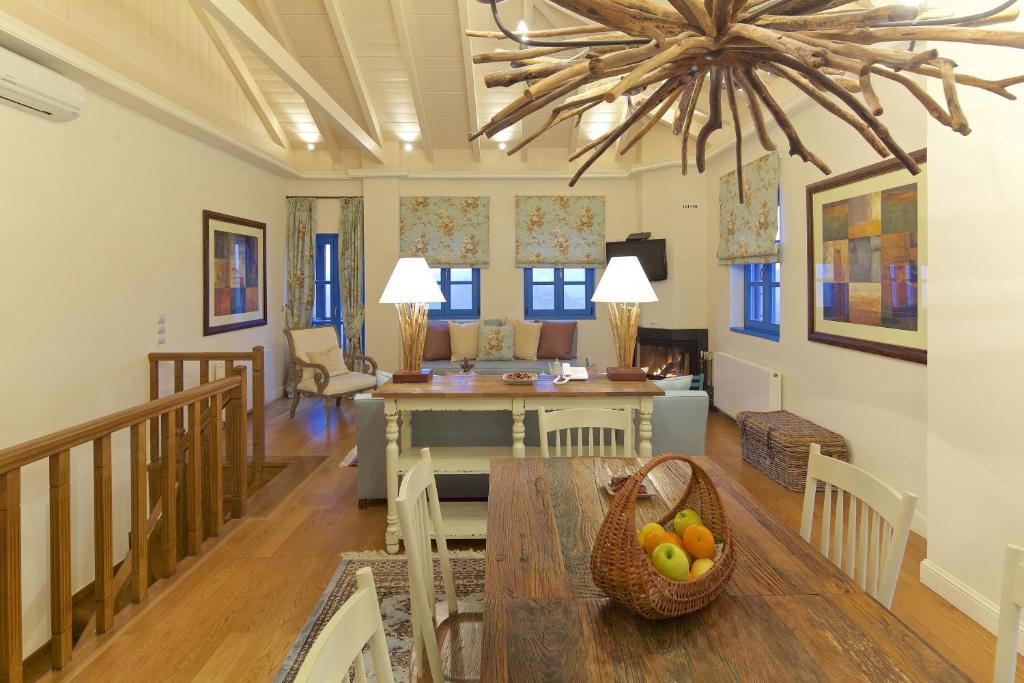 Zagori Suites Luxury Residences - 13