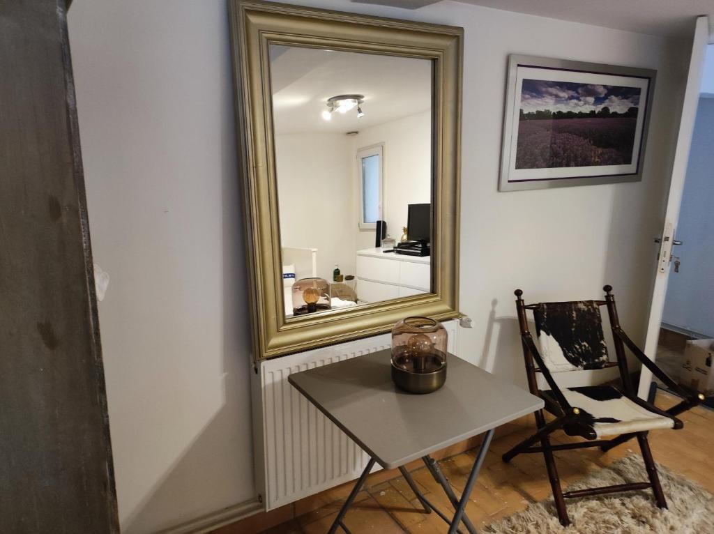 Fotografia z galérie ubytovania Studio équipé jasmin v destinácii Argenteuil