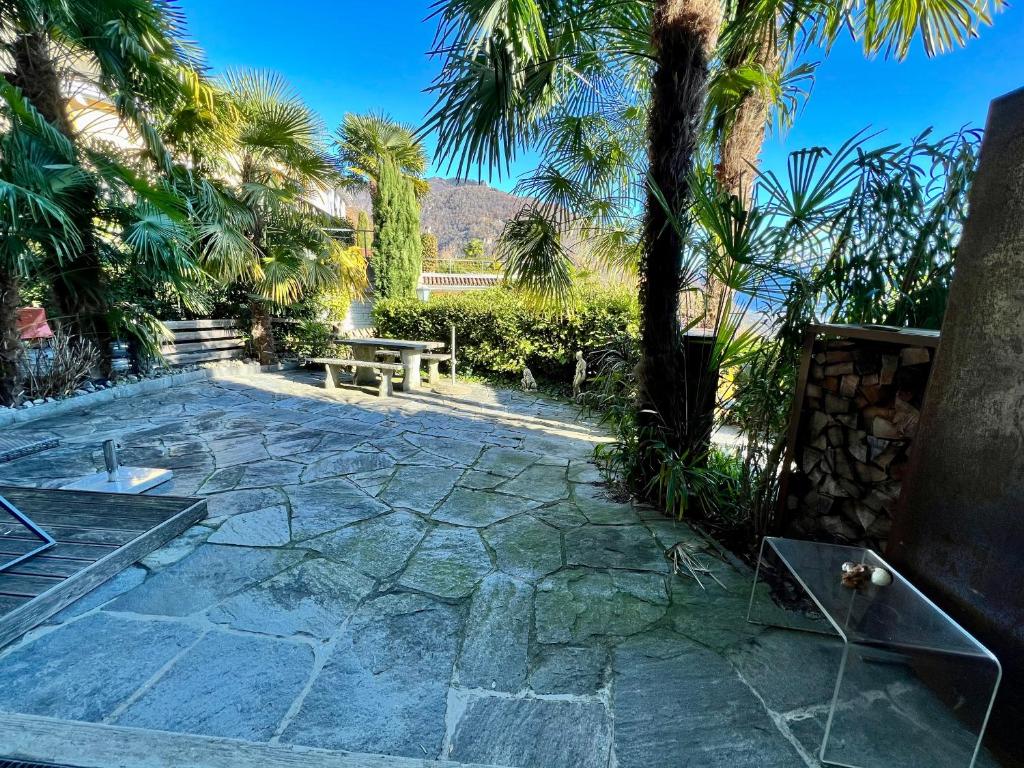 Zahrada ubytování Wohnung mit Aussicht auf Lago Maggiore & Pool