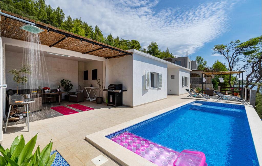 Fotografie z fotogalerie ubytování Two-Bedroom Holiday Home In Blato v destinaci Prizba