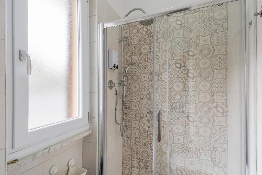 Łazienka w obiekcie Il Gattino di Porto - apt 4 - Monolocale terrazzo piscina