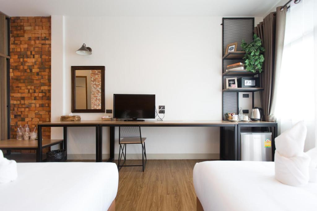 The Old City Wall Inn - Resim 9