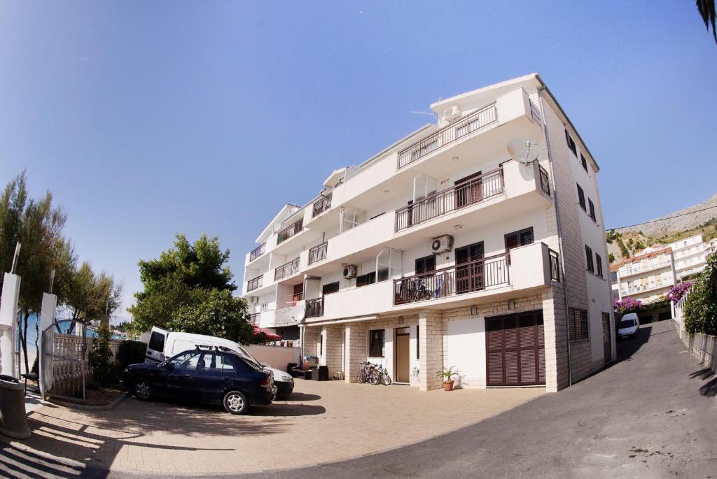 Budova, kde se apartmán nachází