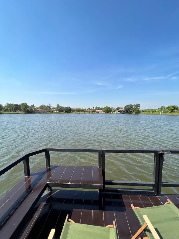ทุ่งดินดำ Farm Stay - Deluxe Villa
