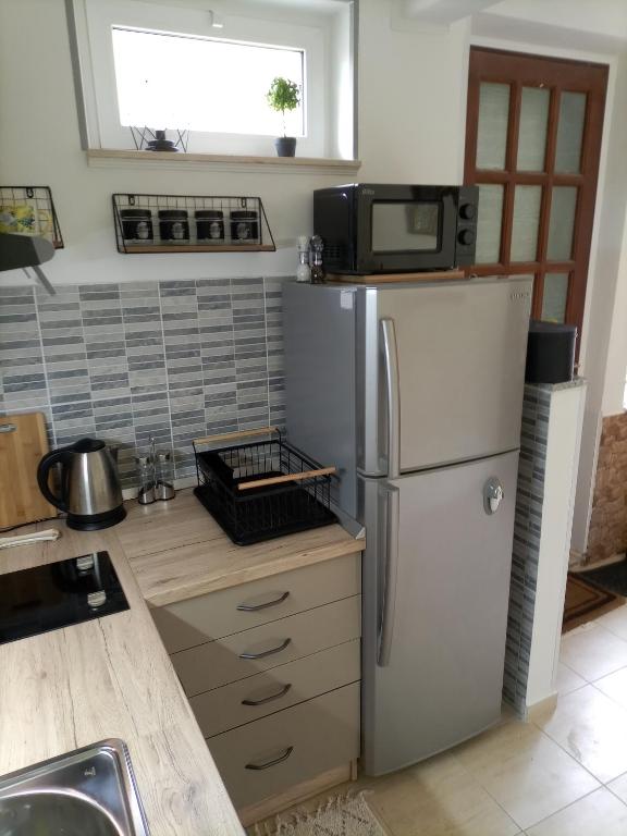 Kuchyňa alebo kuchynka v ubytovaní Studio Apartment Lile