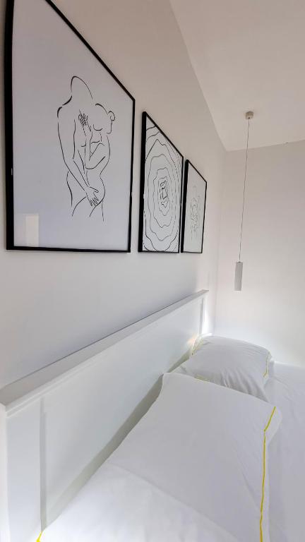 The Yellow' Condo - Image 8