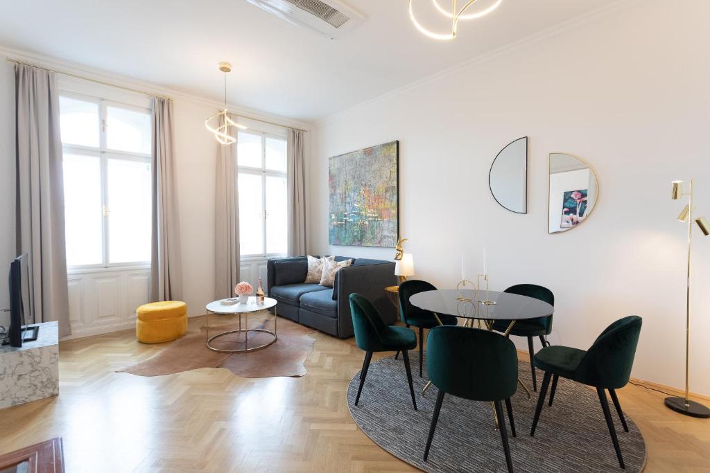 BOUTIQUE RESIDENCES at GAUDENZDORFER - 17