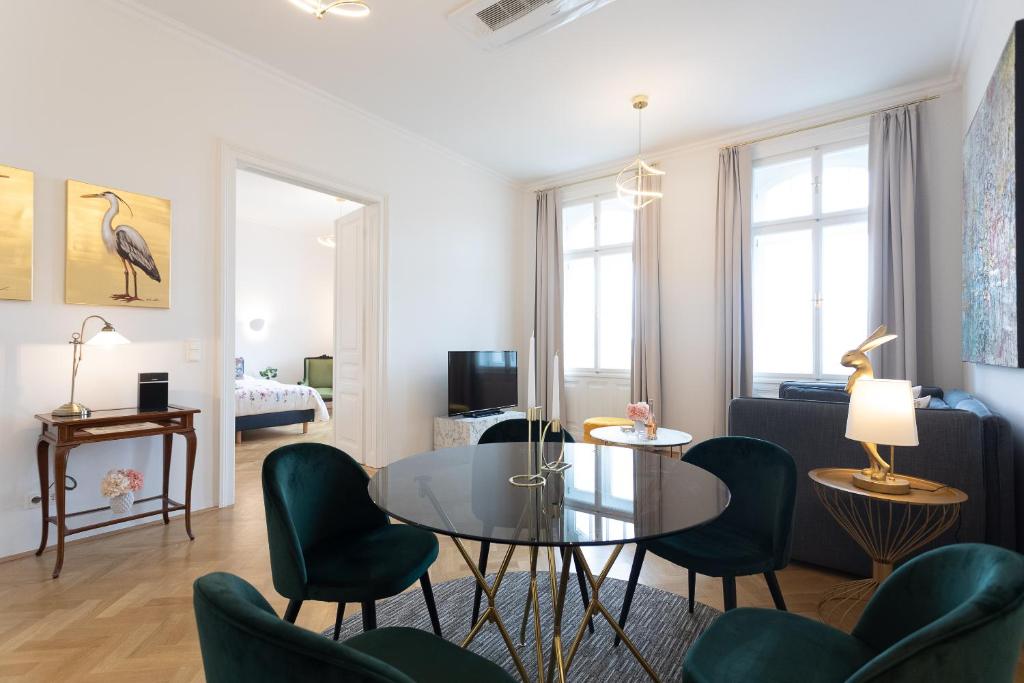 BOUTIQUE RESIDENCES at GAUDENZDORFER - 18