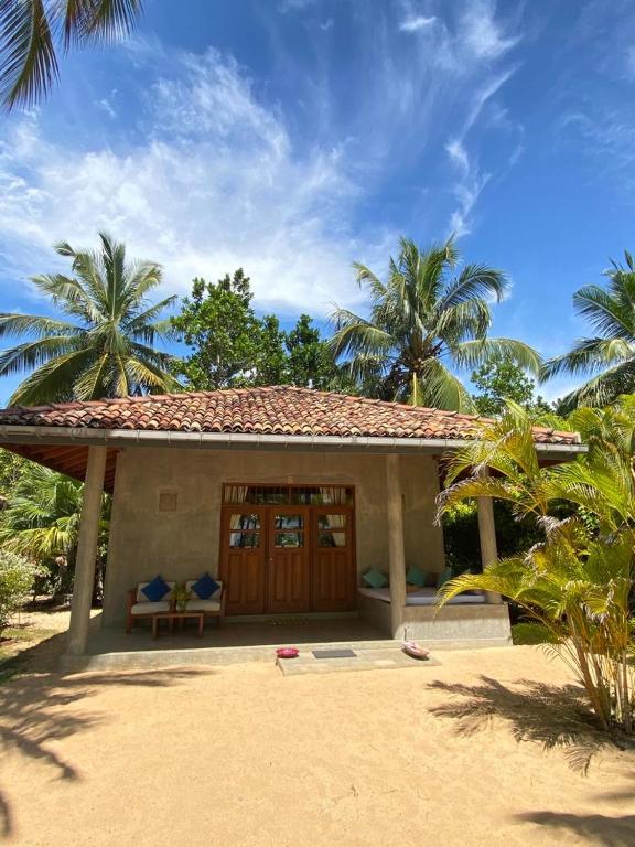 Mangrove Beach Chalets - 17