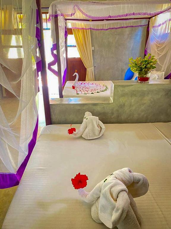 Mangrove Beach Chalets - 18