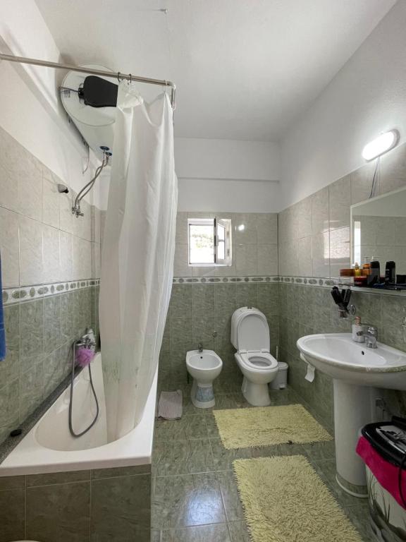 Luigi s Fairyview Apartment - Imazhi 3
