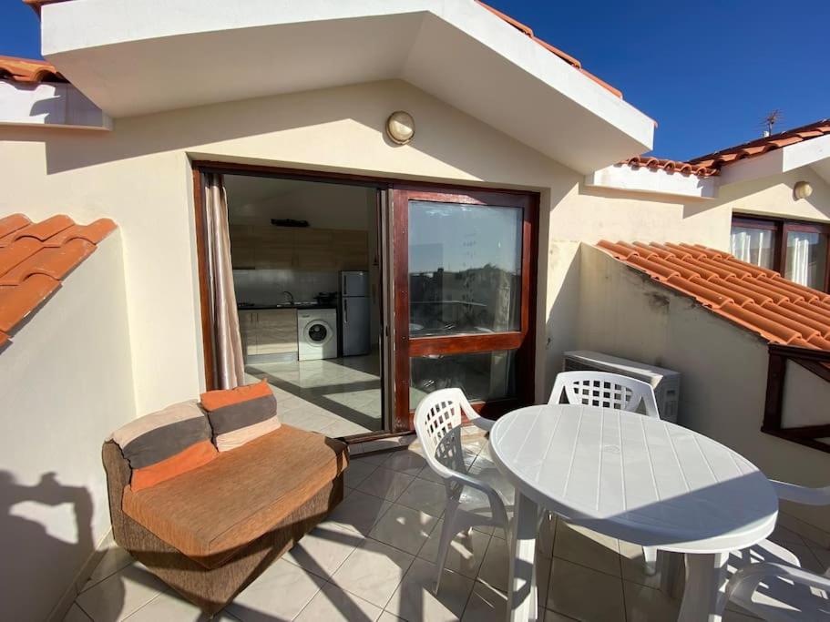 City center and next to beach apartment Fogo, Santa Maria (updated