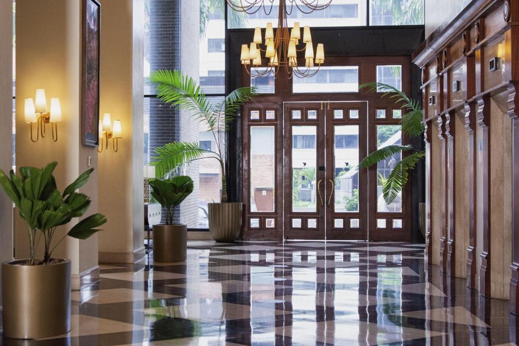 Hoteles de lujo en Caracas, mejor valorados 437841939
