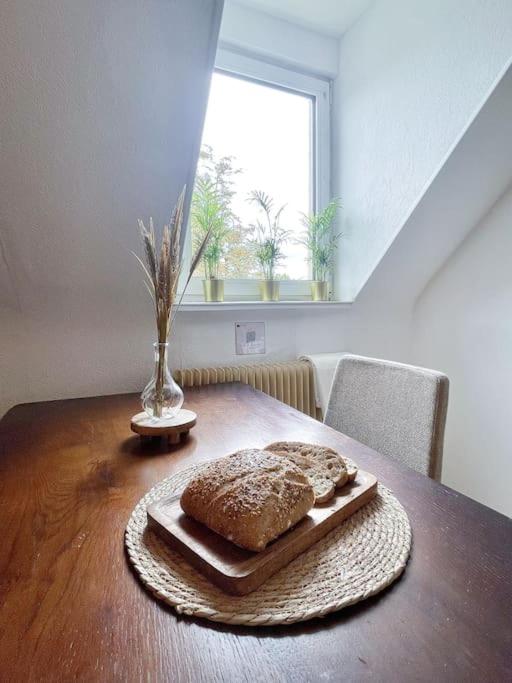 Fotografia z galérie ubytovania 2e étage appartement entier 3 pièces idéal 2 personnes, 2 chambres communiquantes en enfilade, WIFI, espace travail parking gratuit v destinácii Mulhouse