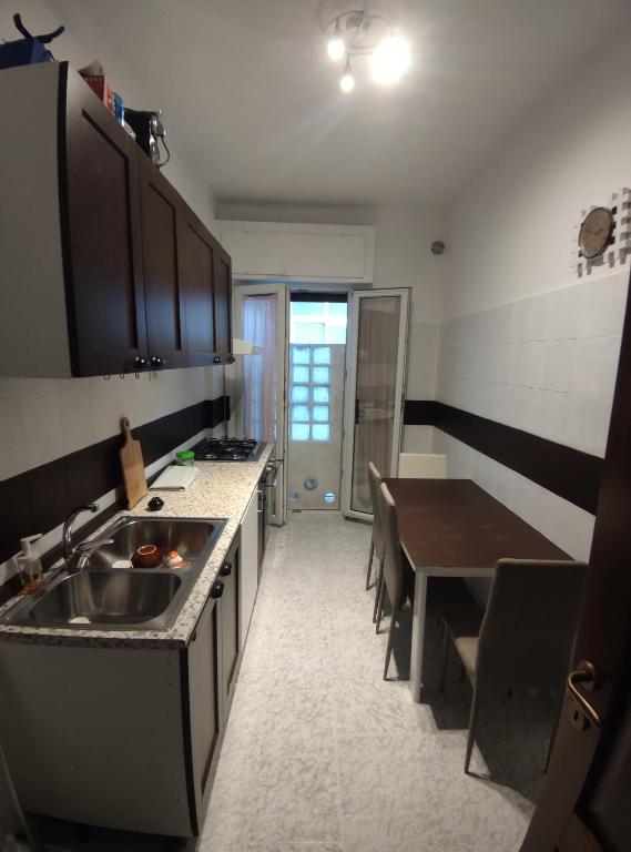 Booking.com: Appartement Dream House Toti - Near Central Railway Station  Renewed , Bari, Italie - 44 Commentaires clients . Réservez votre hôtel dès  maintenant !