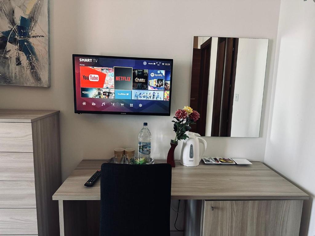TV a/nebo společenská místnost v ubytování Seaside Accomodation