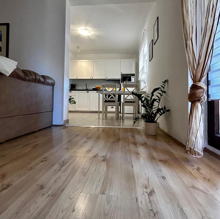 Una cocina o cocineta en Elentoni