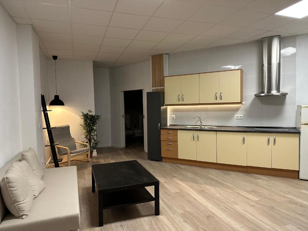 Kuchyň nebo kuchyňský kout v ubytování Apartamento tipo loft valencia