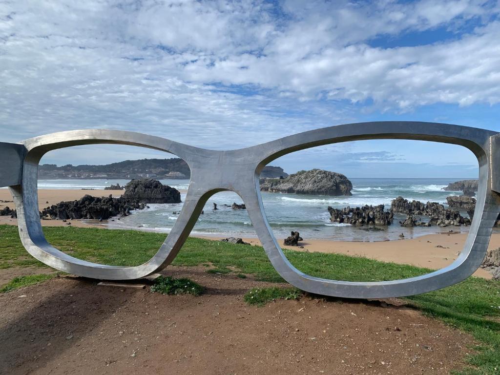 Fotografia z galérie ubytovania Coqueto piso junto a la playa de Ris v destinácii Noja