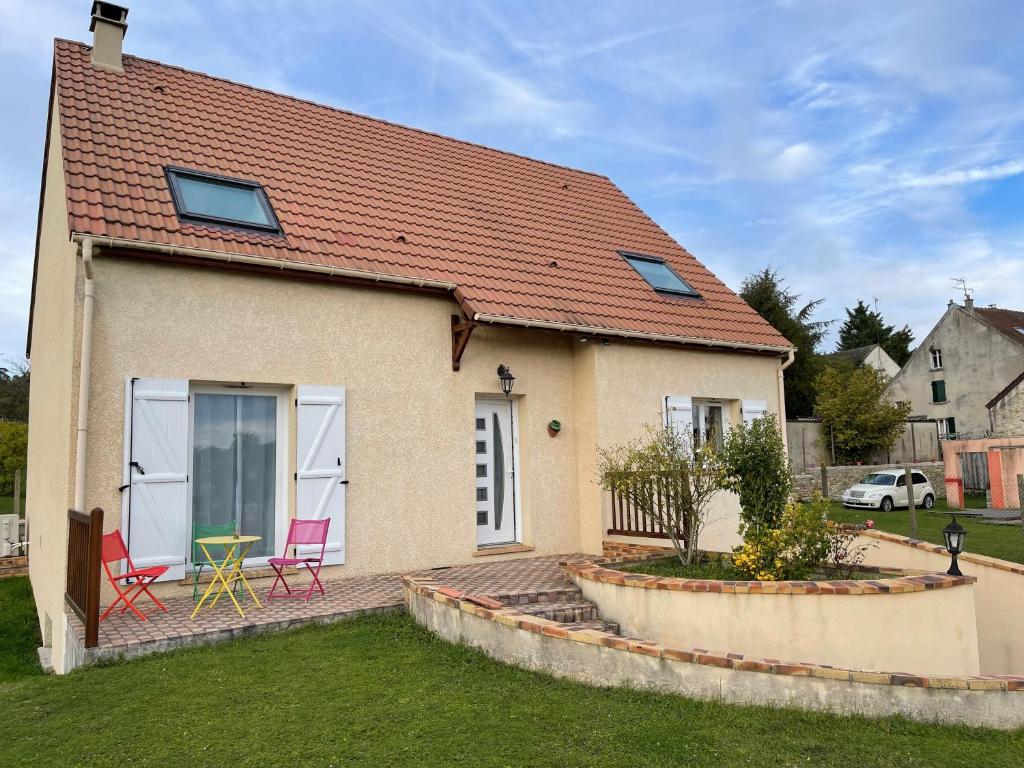 Boissy Le Chatel, Maison chaleureuse - Housity