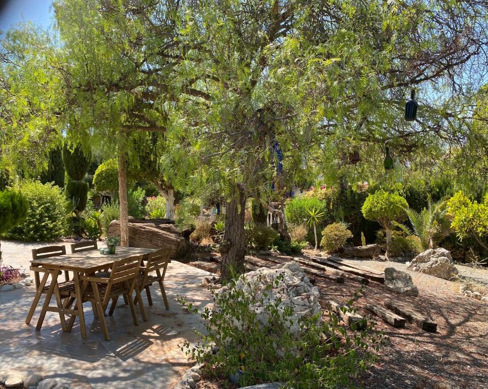 Zahrada ubytování Detached holiday house, 2 bedrooms, private garden, pool