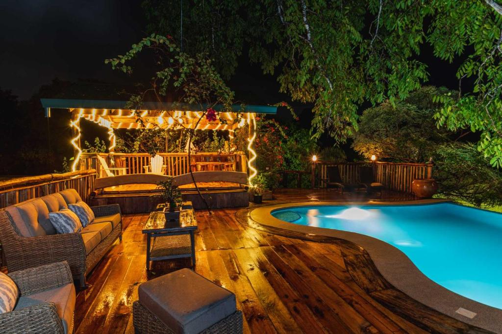 Bazén v ubytování Hacienda La Norma Boho Boutique Hotel nebo v jeho okolí