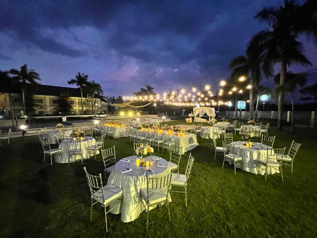 Fotografie z fotogalerie ubytování Luisita Central Park Hotel v destinaci Tarlac