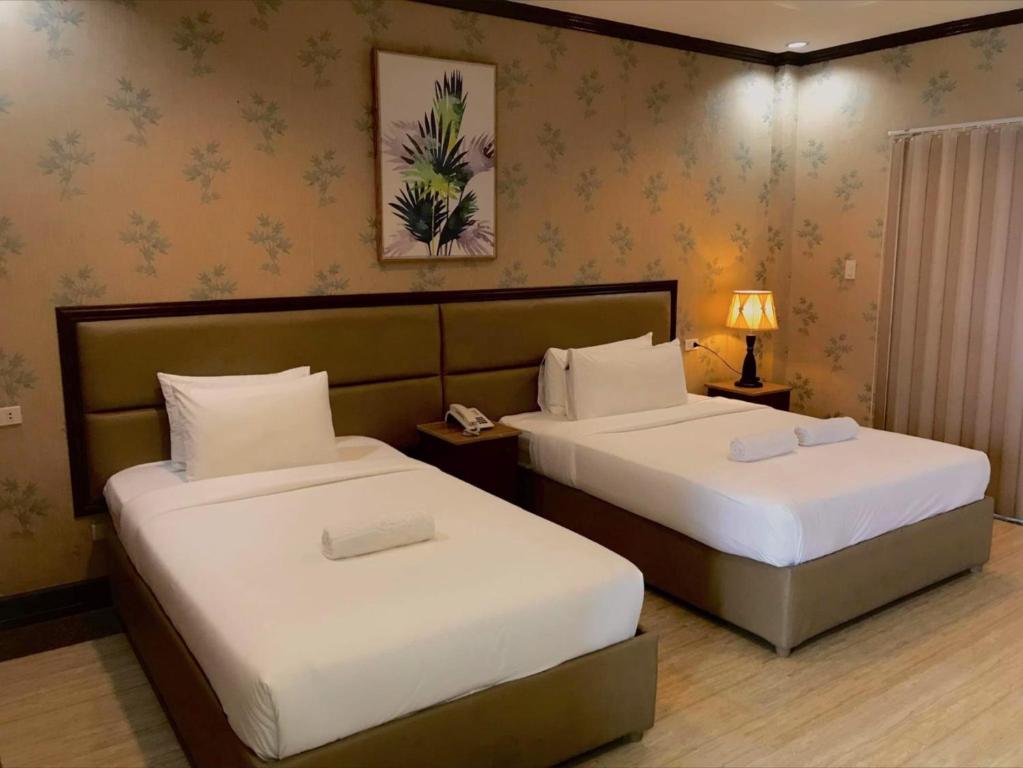 Luisita Central Park Hotel - Habitación Gemela Con Balcón