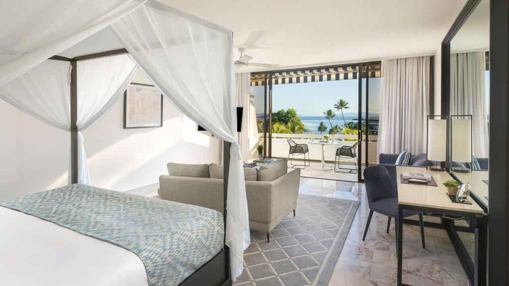 Posezení v ubytování InterContinental Hayman Great Barrier Reef