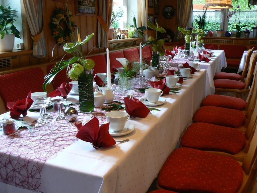 Restaurace v ubytování Gasthof Roseneck
