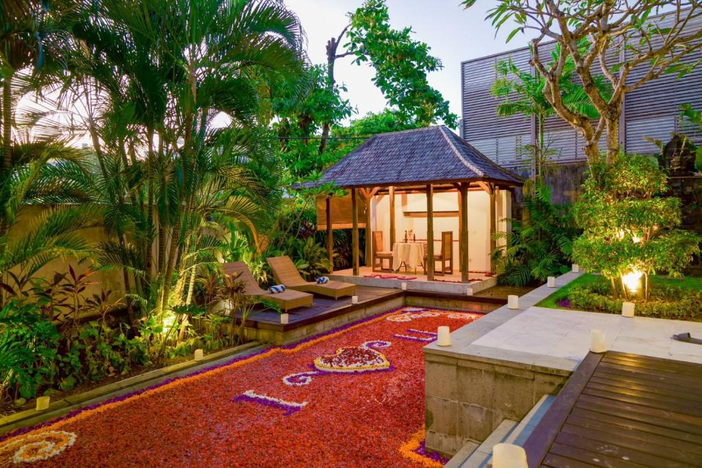 Bale Gede Luxury Villas