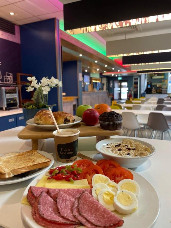 ibis budget Belfast City Centre - Resim 32