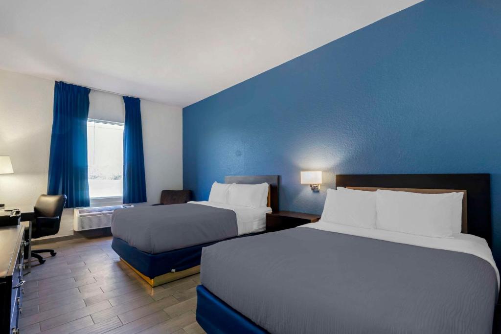Rodeway Inn - Habitación Doble Con Dos Camas Dobles: No Fumar
