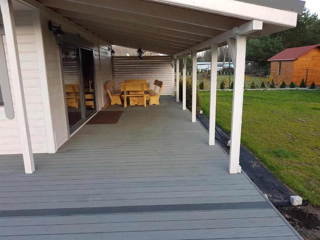 Balkón alebo terasa v ubytovaní Dom drewniany JULKA