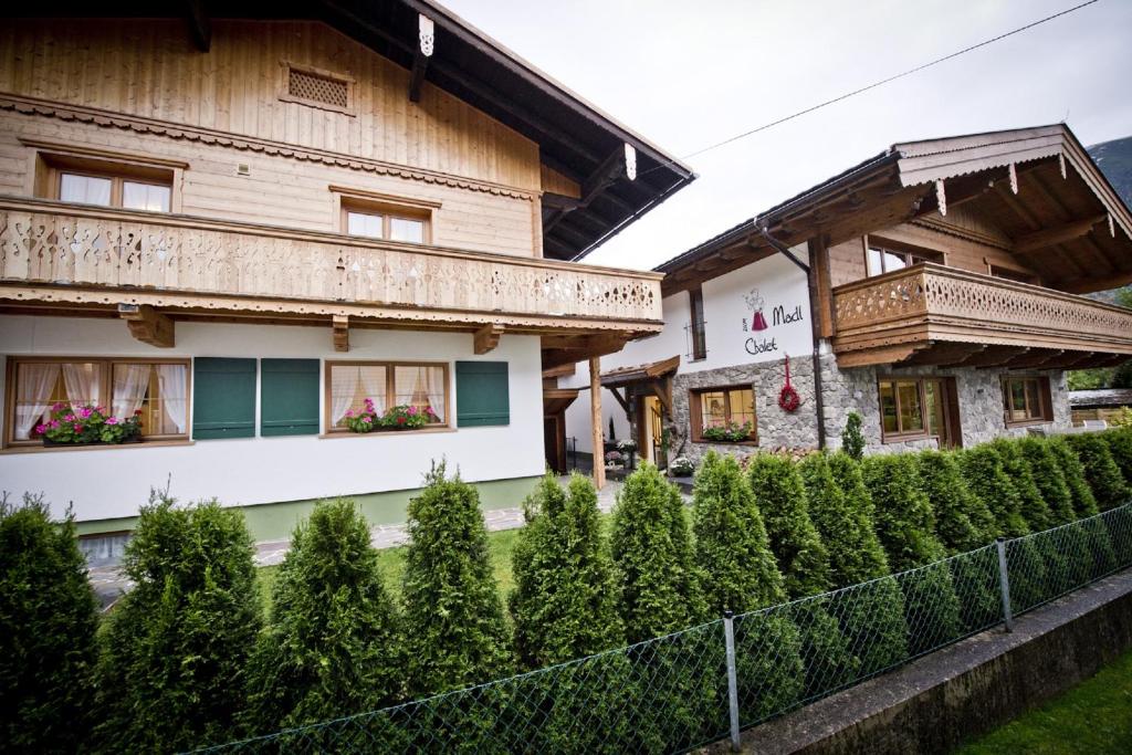 Zgrada u kojoj se nalazi apartman