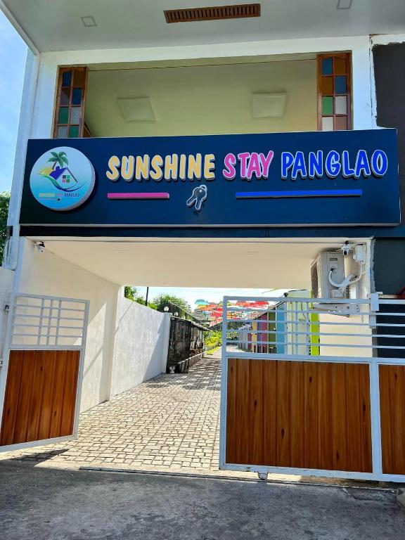 Certifikát, hodnocení, plakát nebo jiný dokument vystavený v ubytování Sunshine Stay Panglao