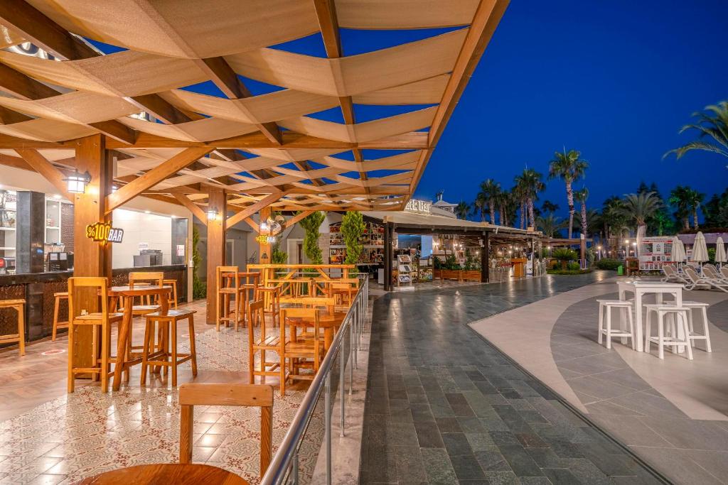 Restaurace v ubytování Leodikya Kirman Premium - Ultra All Inclusive