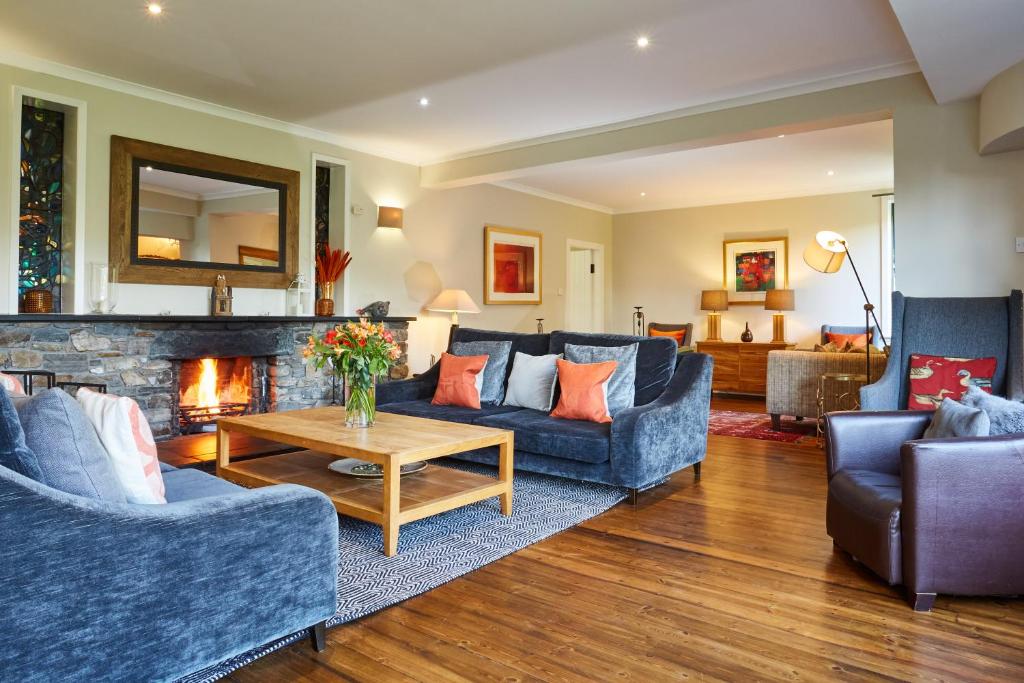 Posezení v ubytování LOCH TAY HIGHLAND LODGES and GLAMPING PARK