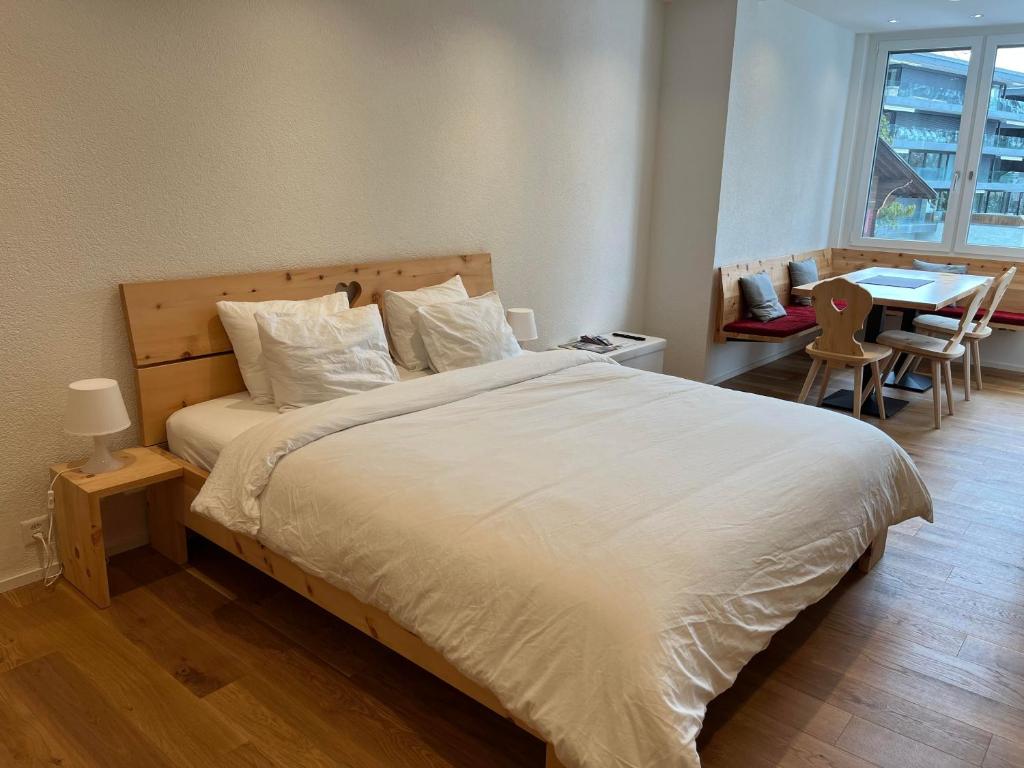Postel nebo postele na pokoji v ubytování Zum Rota Hus